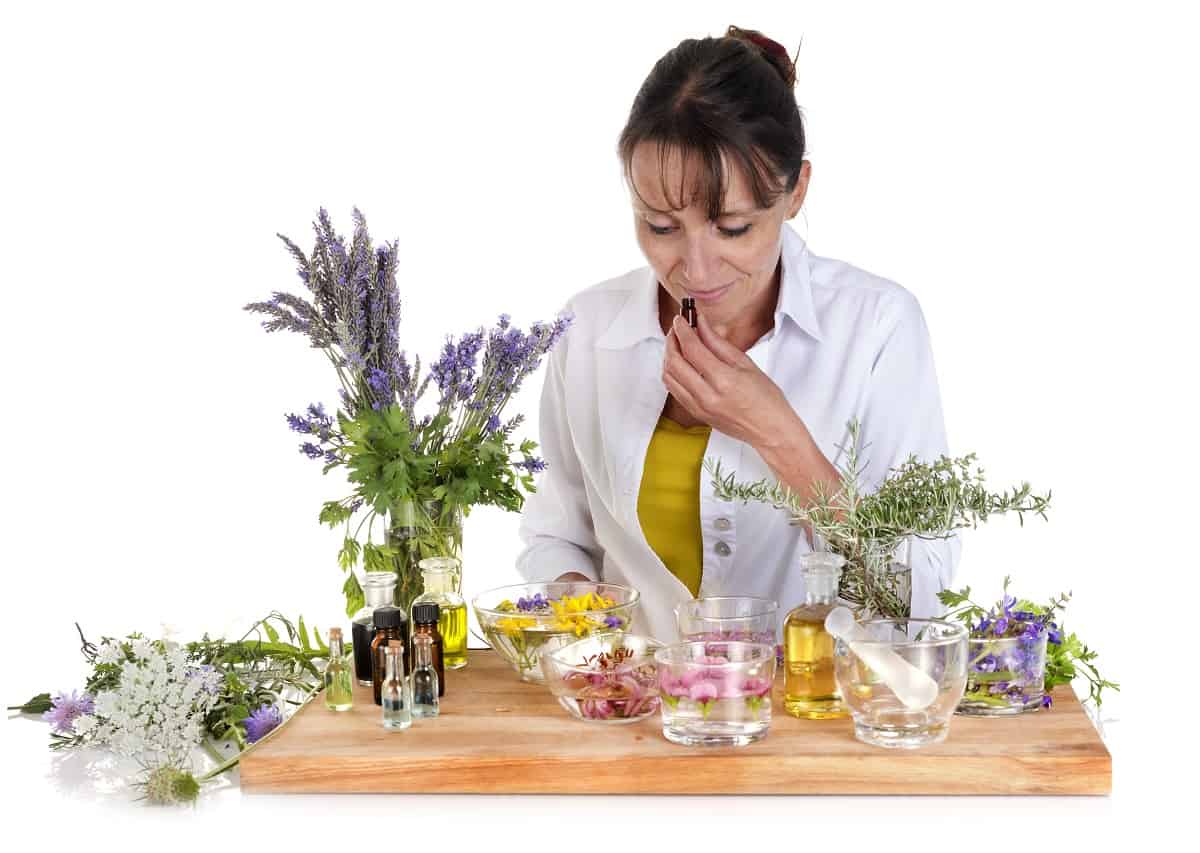 What Essential Oils are Good for Menopause - menopausereliefreview.com